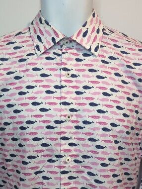 Bugatchi Fish Print Button-Up Shirt in Pink & Navy Shaped Fit Small